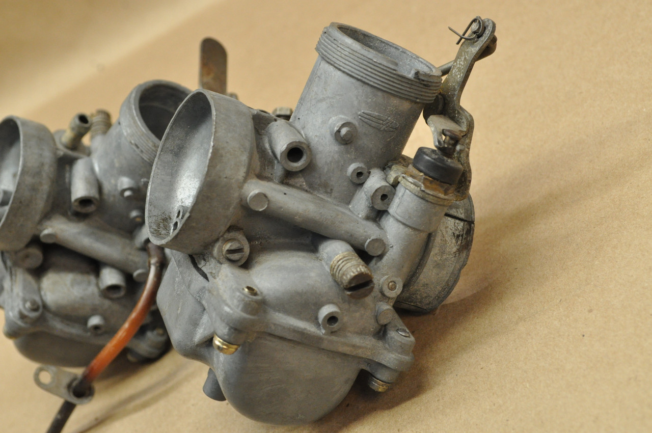Vintage OEM Yamaha 1969-70 DS6 Left &  Right Carburetor Assembly 246-14101-00