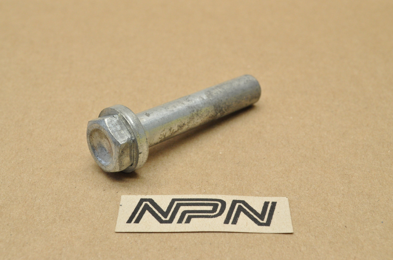 Vtg OEM Yamaha DS7 R5 RD250 RD350 RD400 TD3 TR2 TR3 Bolt Nut 90179-08026