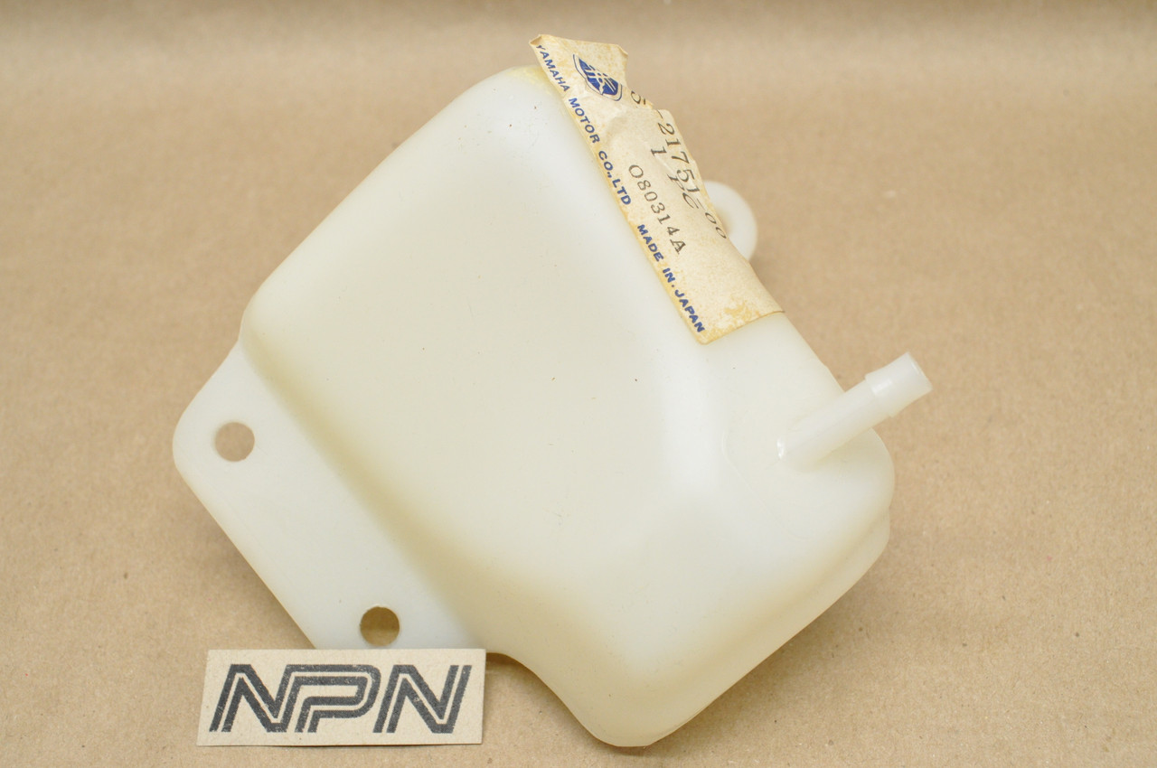 NOS Yamaha 1974-75 TY80 Plastic Oil Tank 451-21751-00