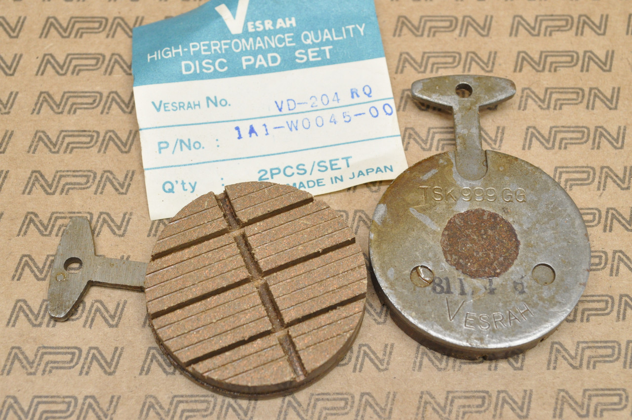 NOS Yamaha RD350 RD400 TX500 TX750 XS2 XS650 Vesrah Caliper Pad Set 1A1-W0045-00