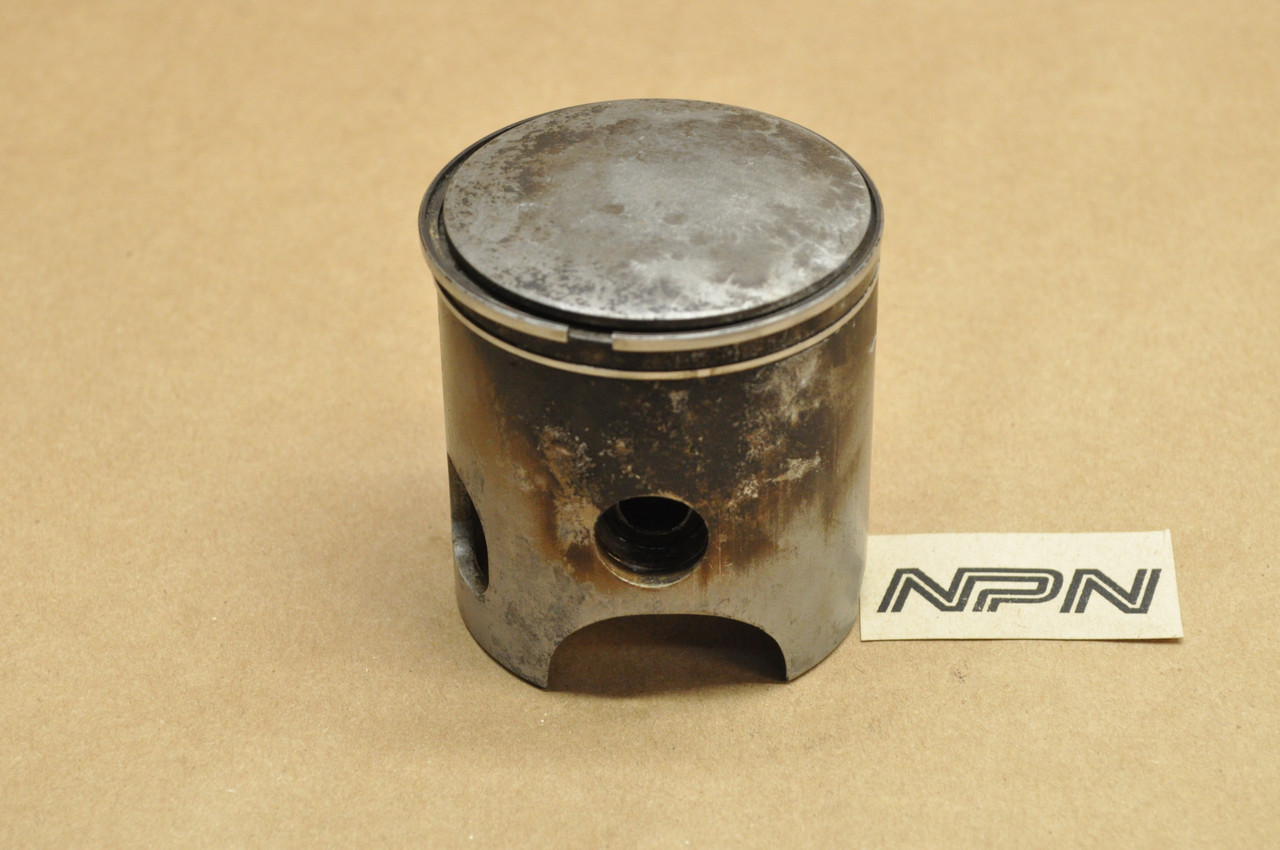 Vtg OEM Yamaha 1973-75 RD350 Standard Size Piston 64mm 360-11631-03-96