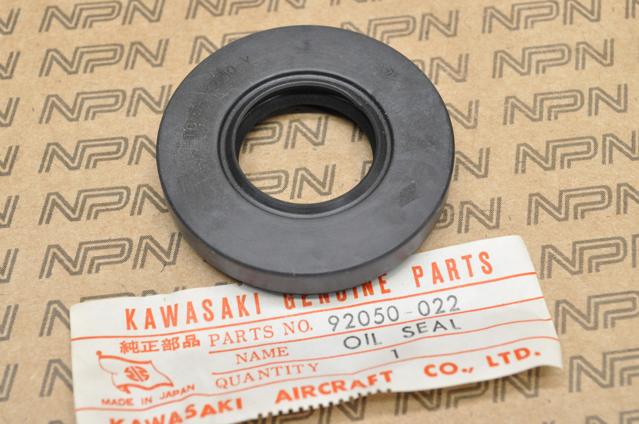 NOS Kawasaki 1969-75 H1 Mach 1976 KH500 Crank Shaft Oil Seal 92050-022