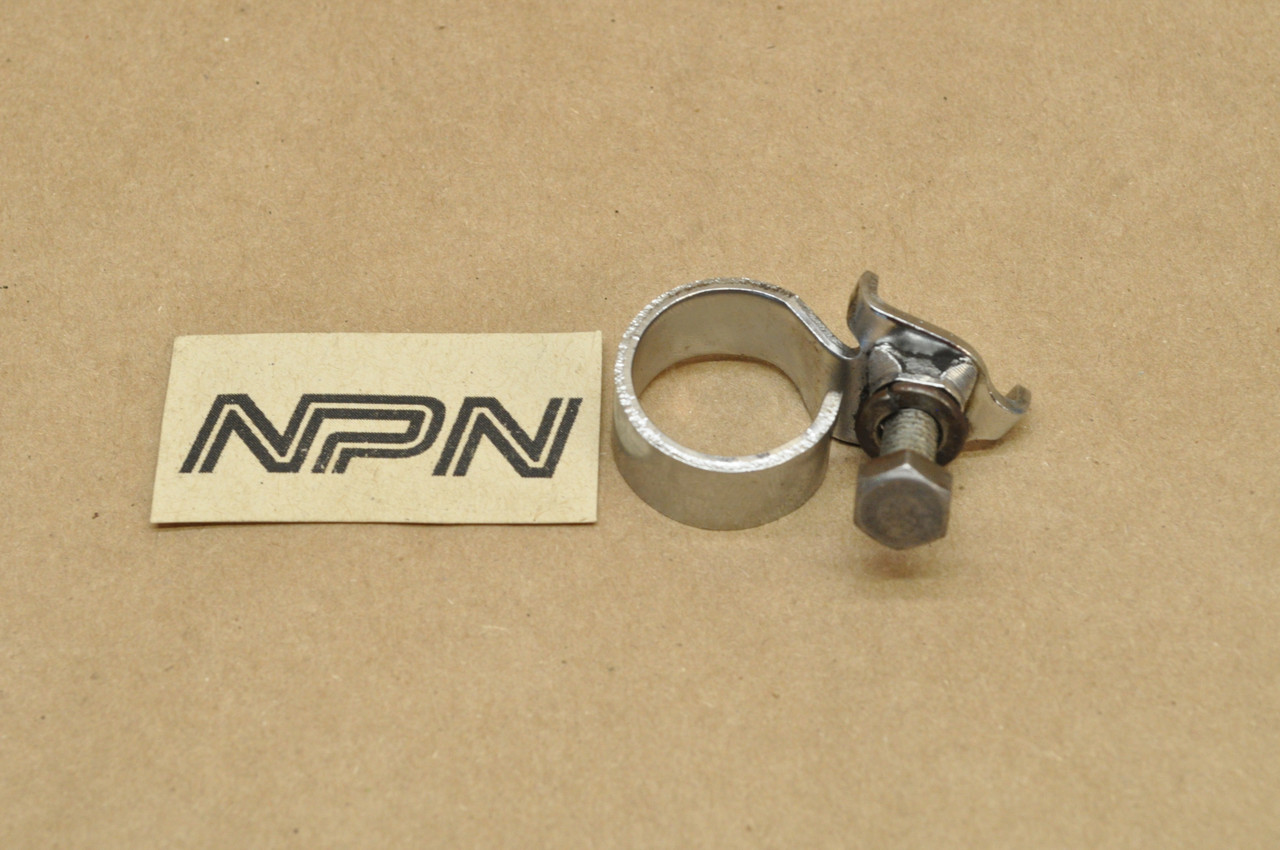 Vtg OEM Yamaha 1976-77 RD400 Front Brake Hose Holder Clamp Bracket 1A0-25876-00