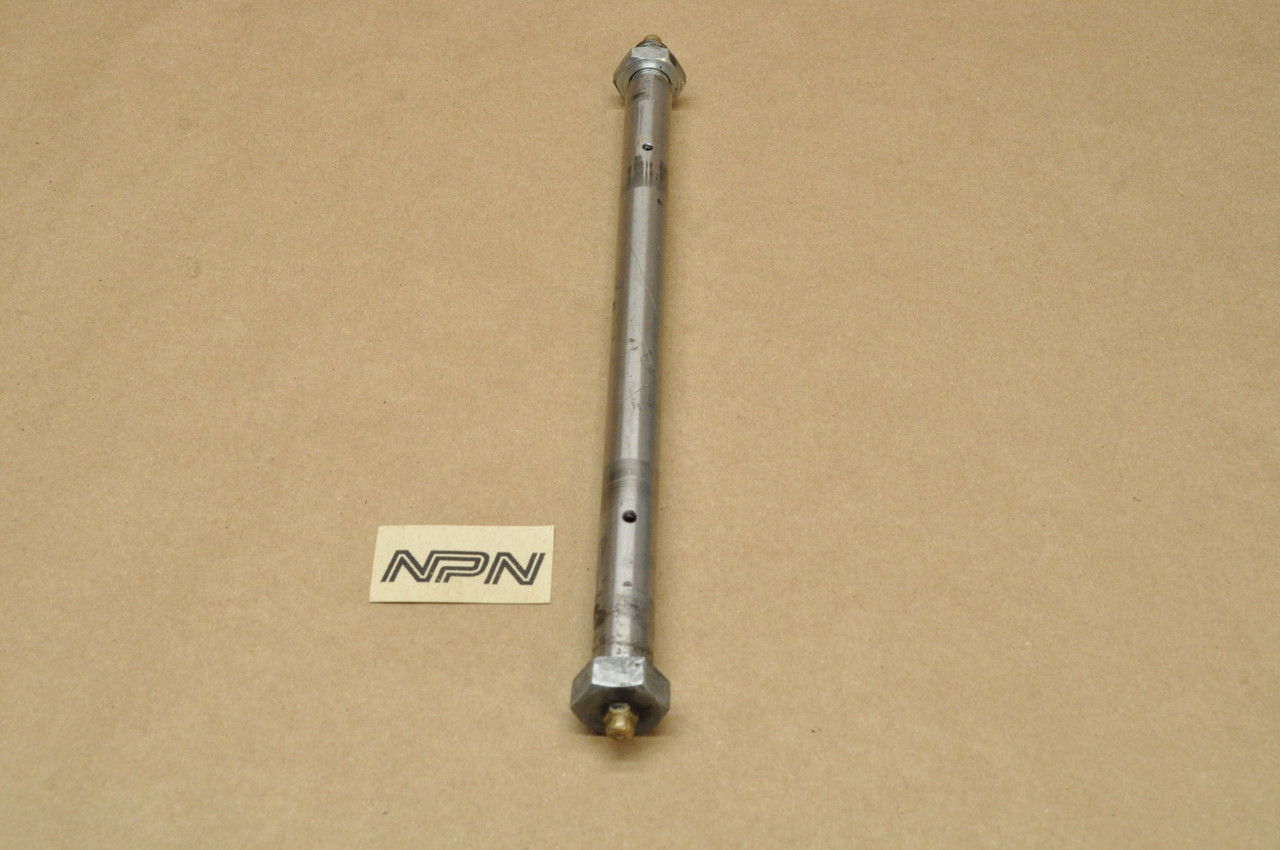 Vtg OEM Yamaha DS6 DS7 R3 R5 RD250 RD350 RD400 YM1 YR1 YR2 Bolt Shaft 156-22141-00