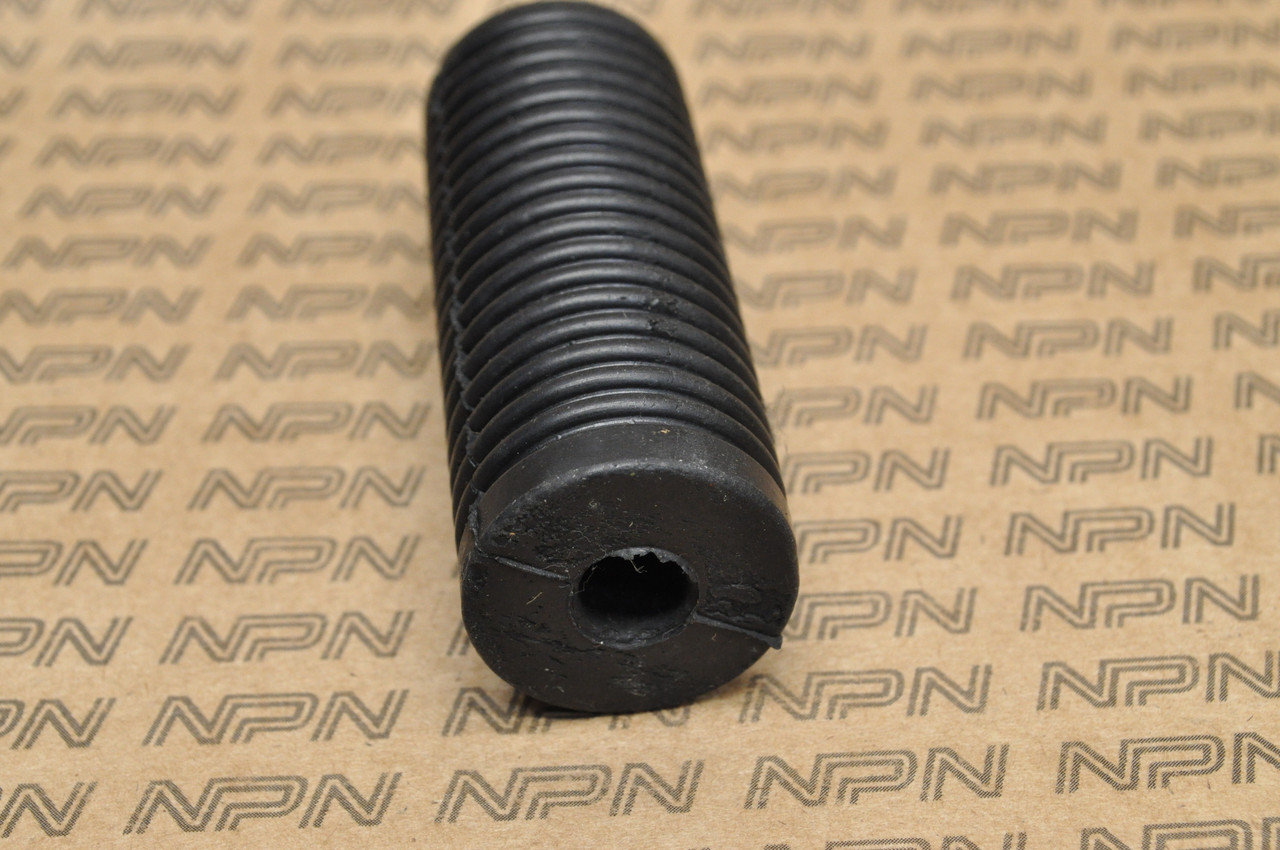 NOS Kawasaki A1 A7 H1 KH500 W1 W2 Footrest Foot Peg Rubber 92076-009