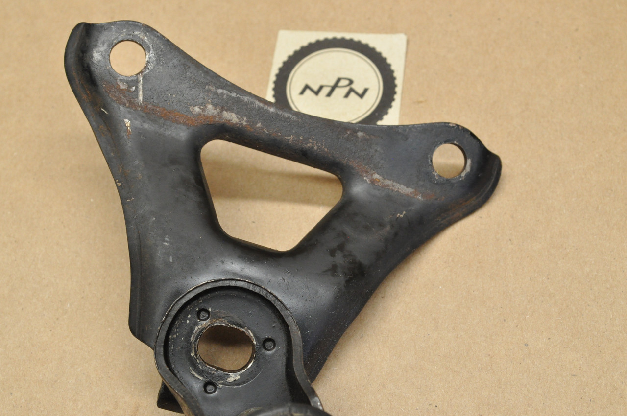 Vtg OEM Yamaha XS360 Rear Buddy Foot Peg Step Rest Arm Bracket Set 465-27431-00