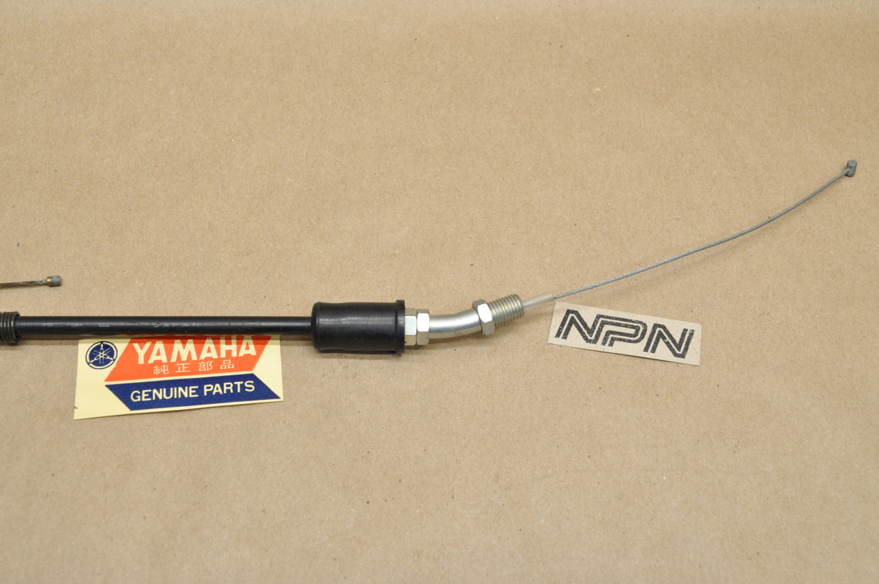 NOS Yamaha 1976 DT100 Lower Throttle Cable w/ Rubber Boot 558-26312-00