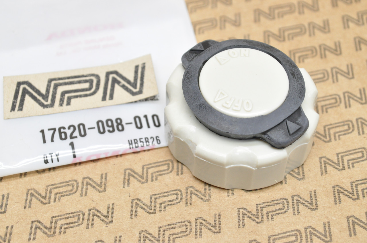 NOS Honda CT70 K0 CT70H K0-K1 Trail 70 Fuel Filler Gas Cap 17620-098-010