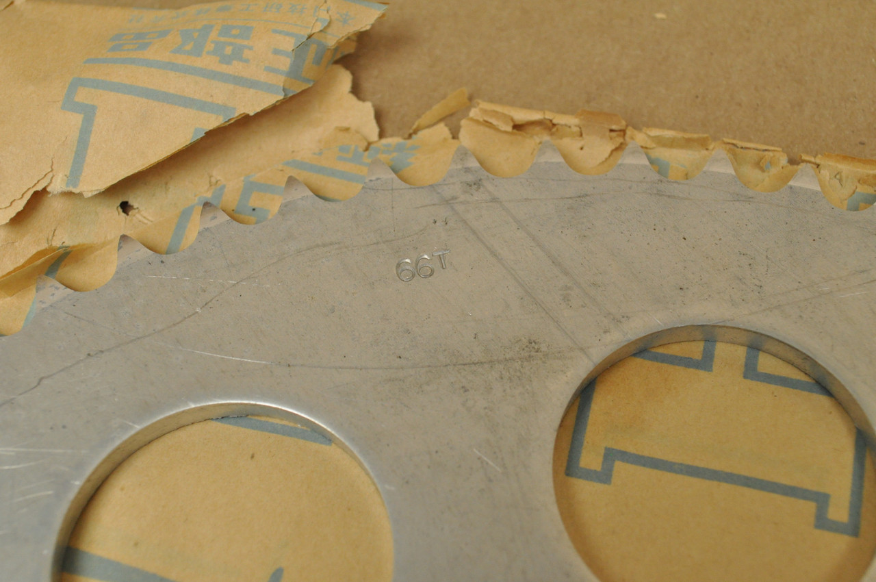 NOS Honda C100 C102 C105T C110 CYB Accessory 66T Large Aluminum Rear Sprocket CYB100-6433