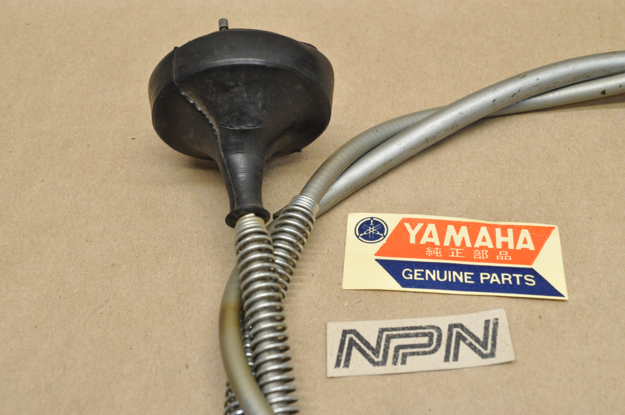 NOS Yamaha 1972 RT2 MX Throttle Cable w/ Rubber Boot 322-26301-00
