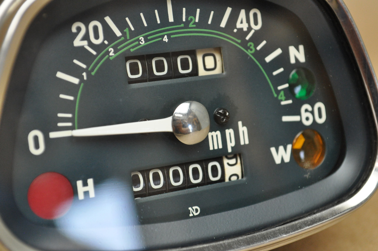 NOS Honda CT90 Trail 90 K4 Speedometer Assembly 37200-102-702