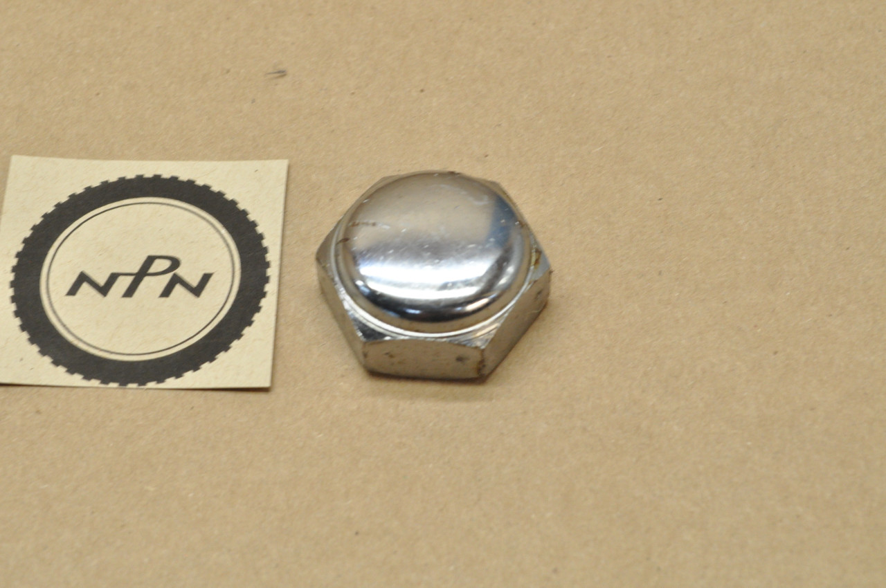 Vtg OEM Honda ATC70 CL90 CT70 CT90 S90 XL100 XR75 Z50 Nut & Washer 90304-011-000