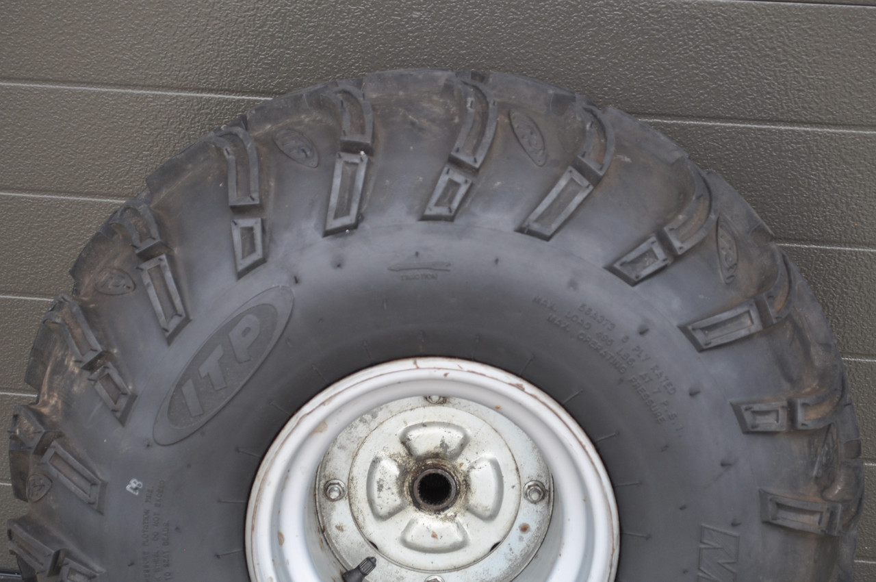 Vintage OEM Honda ATC200 Big Red TRX200 Rear Wheel Rim Tire Hub Assembly 42710-958-680 ZA