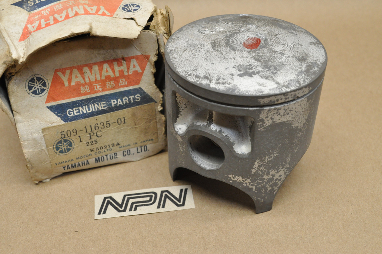 NOS Yamaha 1975 MX250 Piston .25 Oversize 509-11635-01