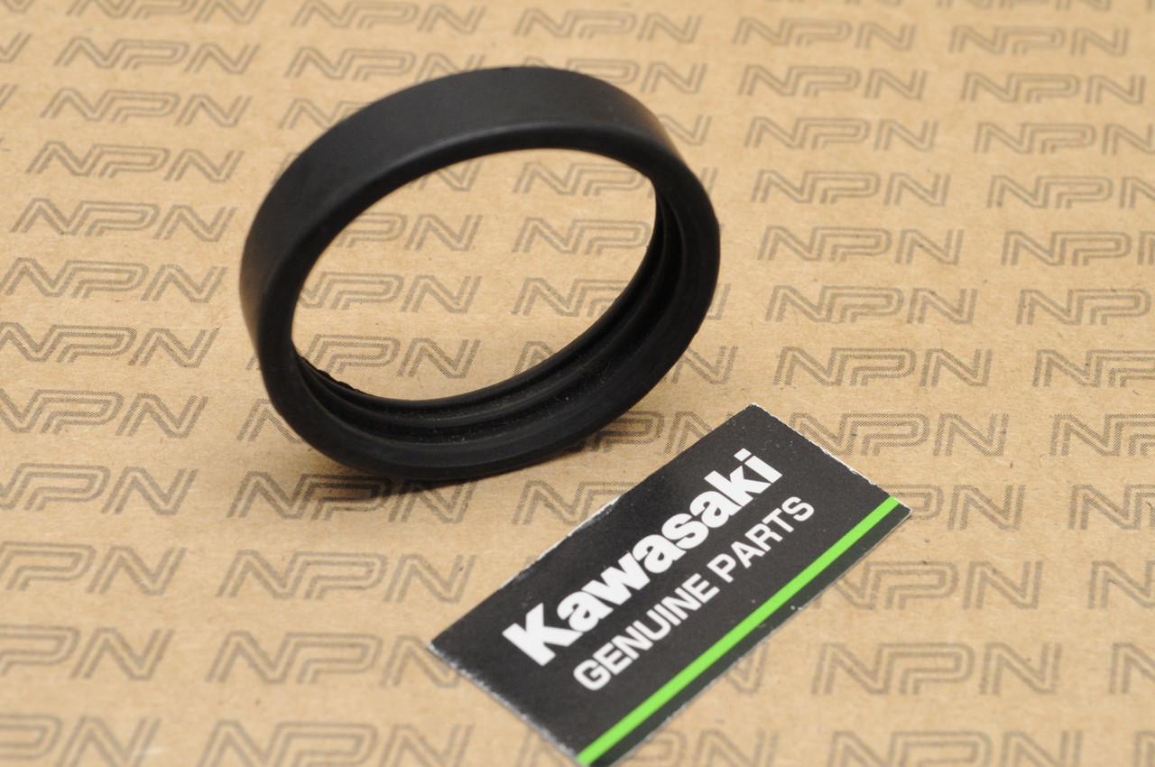 NOS Kawasaki 1966-1971 A1 Samurai Exhaust Muffler Seal Gasket 18068-003