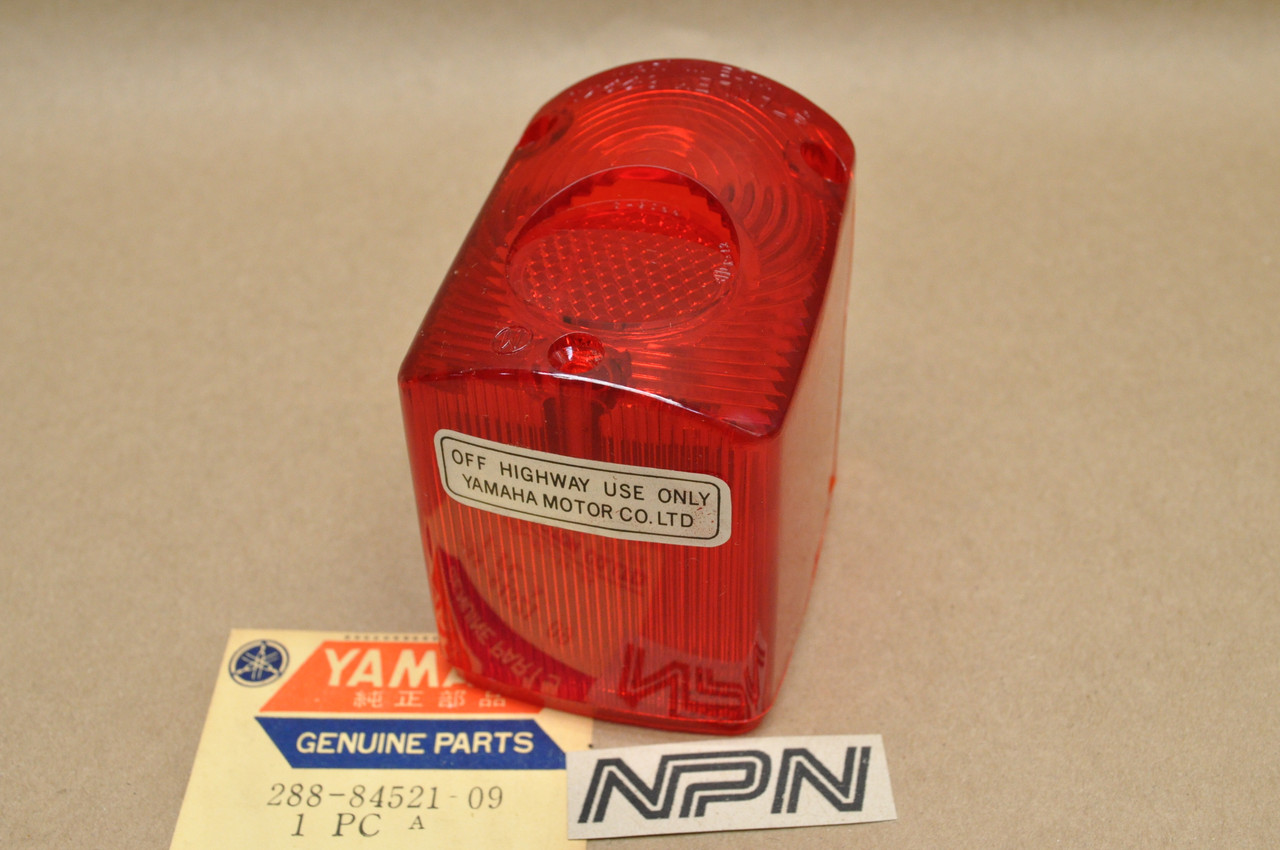 NOS Yamaha 1971 JT1L JT1 Stanley Tail Light Lens Cover 288-84521-09