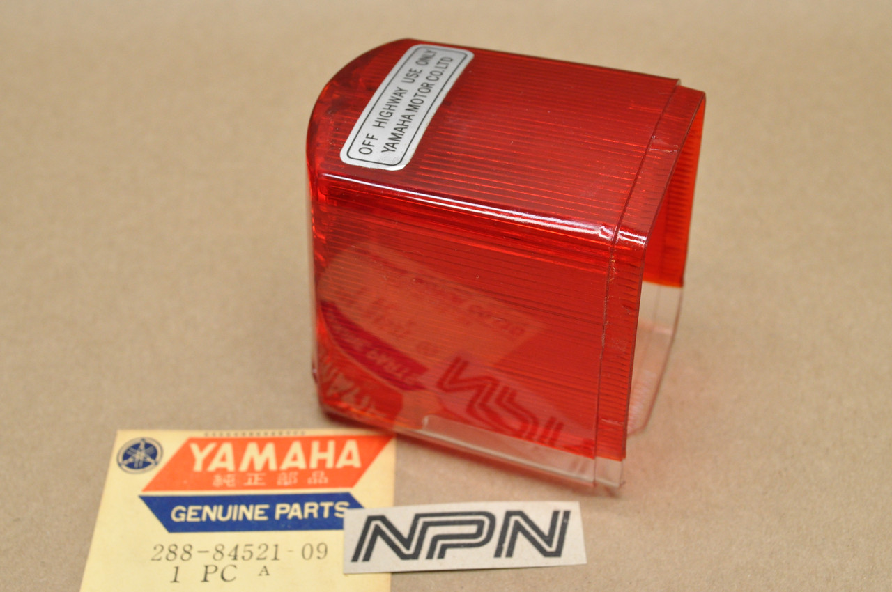 NOS Yamaha 1971 JT1L JT1 Stanley Tail Light Lamp Lens Cover 288-84521-09