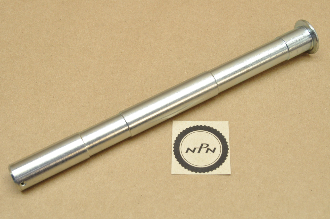 New Honda CL450 K0-K6 Main Center Stand Pivot Pipe Shaft 50526-294-010