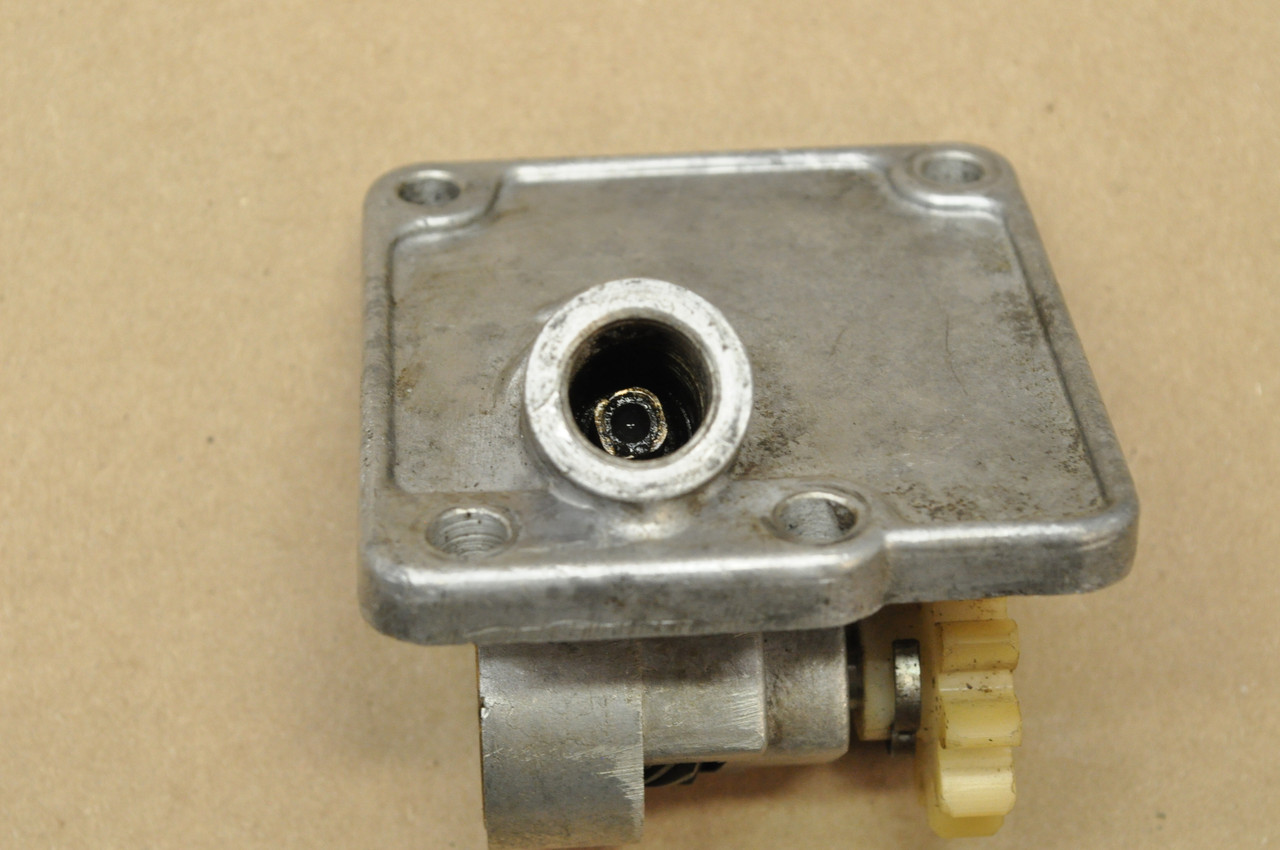 Vtg OEM Yamaha TD1 YDS3 YM1 Tachometer Drive Gear Housing Assembly 156-17811-00