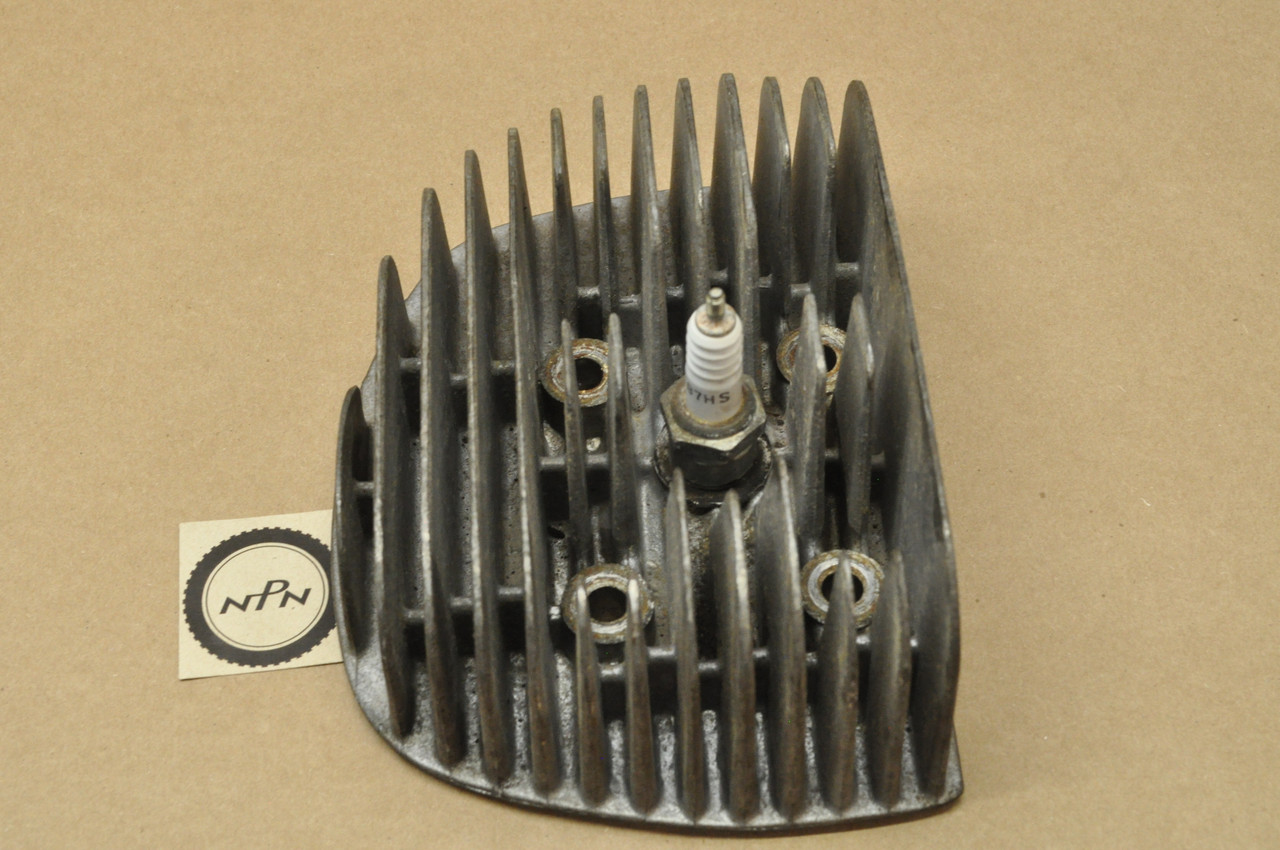 Vintage OEM Yamaha 1965-66 YDS3 Right Cylinder Head 156-11121-01