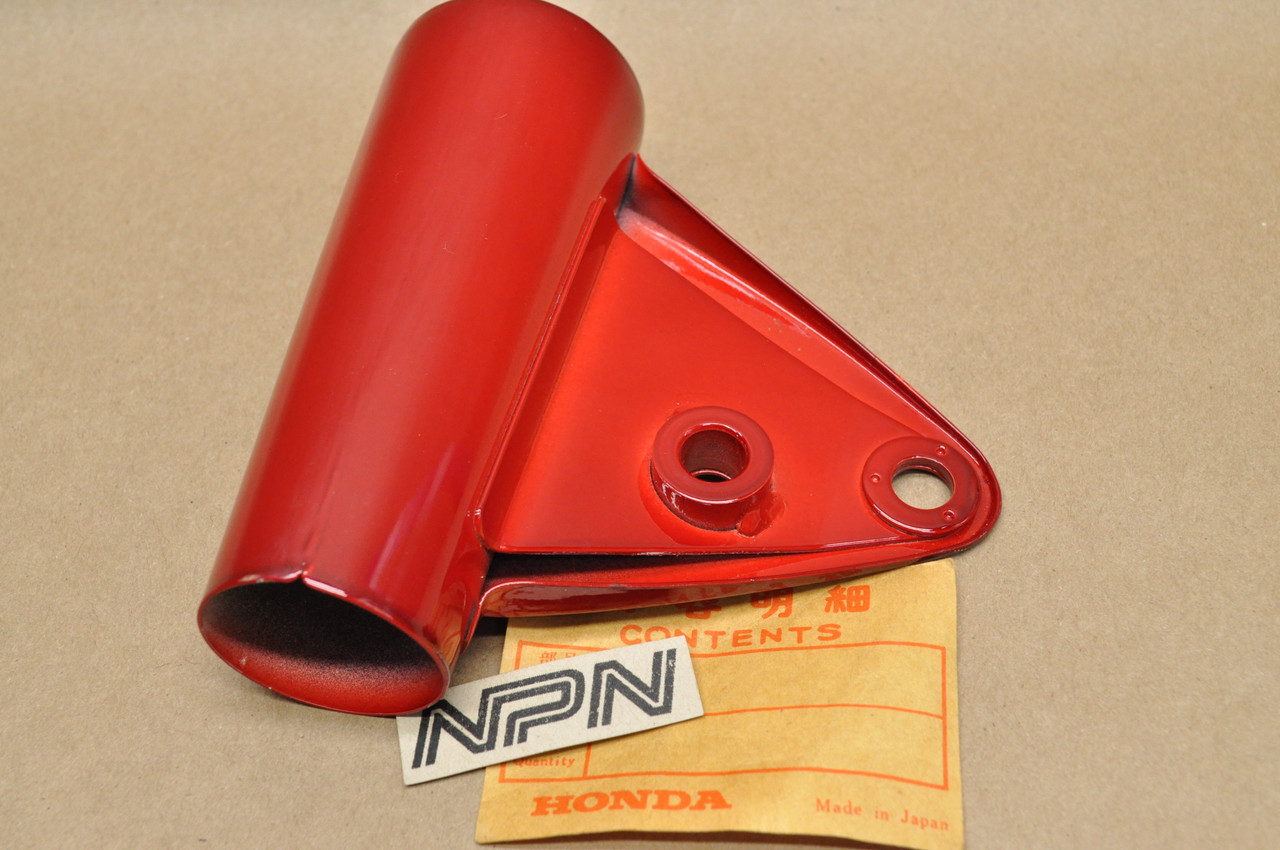 NOS Honda CB175 K6 Ruby Red Right Front Fork Head Light Ear 51602-342-670 HX