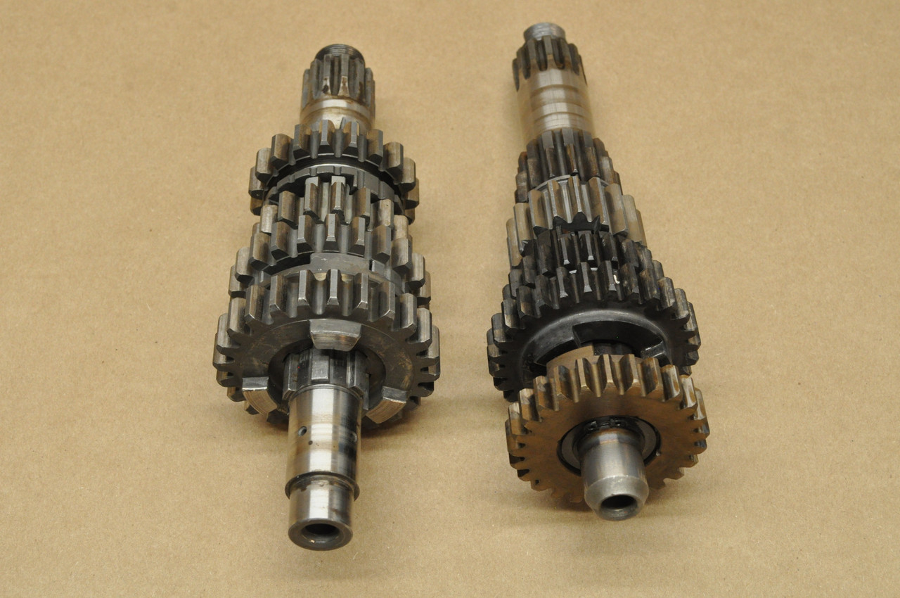 Vtg OEM Yamaha YDS3 Transmission Main Drive Axle Shaft Gear Lot 156-17421-00