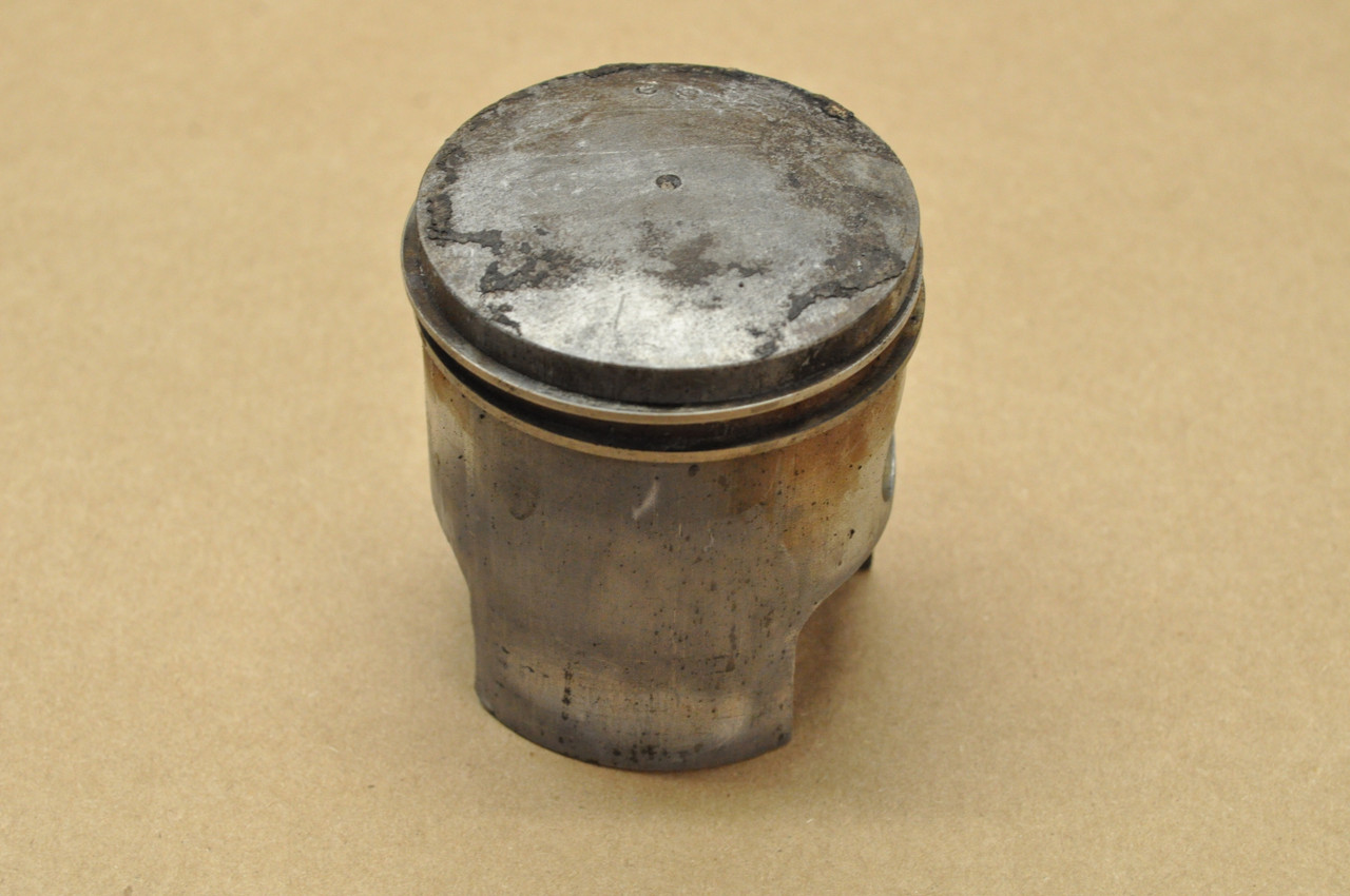 Vintage OEM Yamaha 1965-66 YDS3 Left Cylinder Jug & Piston 56mm 156-11311-01
