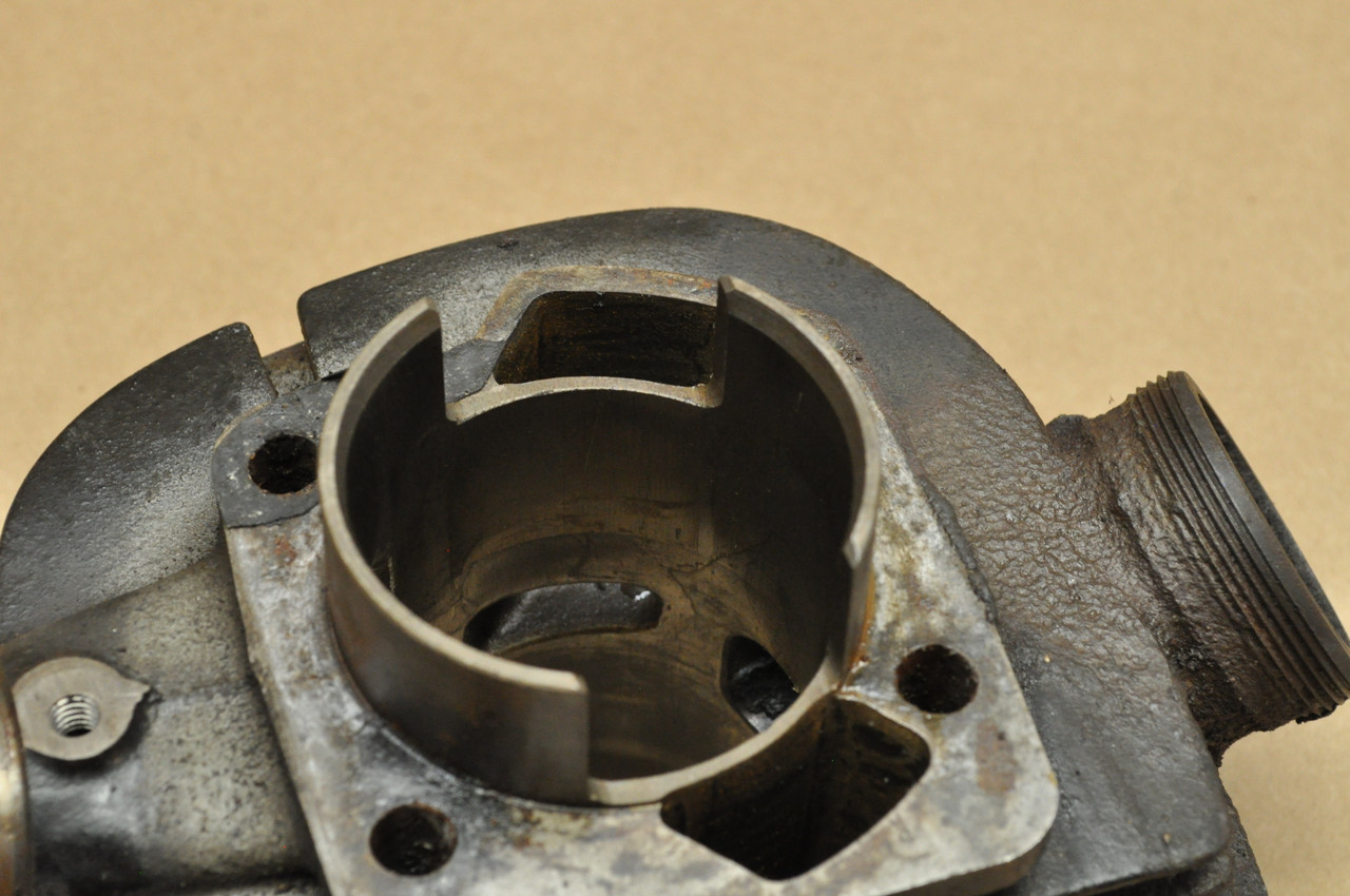 Vintage OEM Yamaha 1965-66 YDS3 Right Cylinder Jug & Piston 56mm 156-11321-01