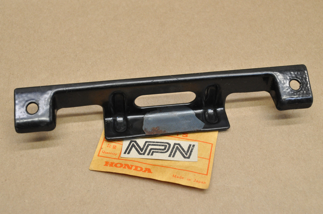 NOS Honda 1984-85 VF700 S 1982-83 VF750 S Battery Setting Plate 31512-MB0-000