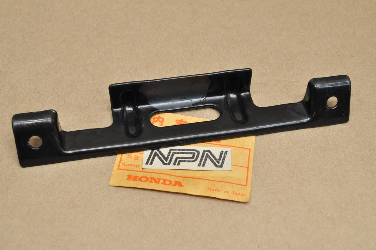 NOS Honda 1984-85 VF700 S 1982-83 VF750 S Battery Setting Plate 31512-MB0-000