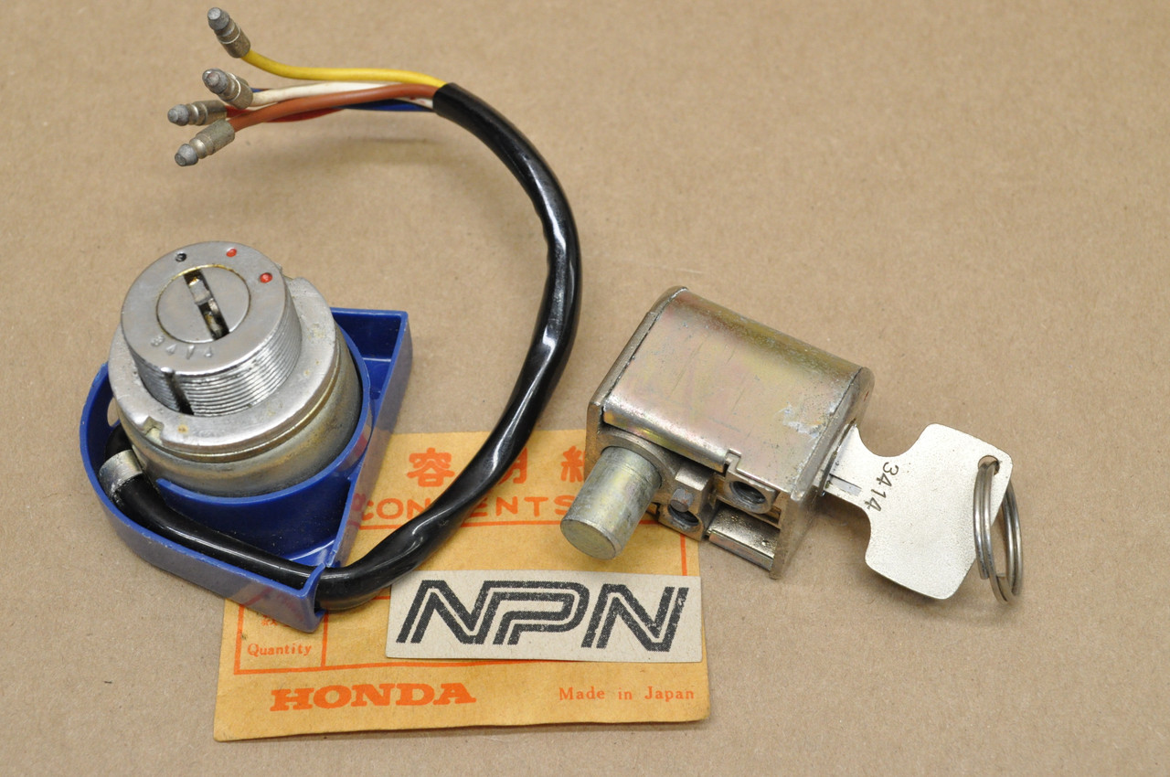 NOS Honda C200 CA200 Key Ignition Switch & Steering Lock Set 35010-030-010