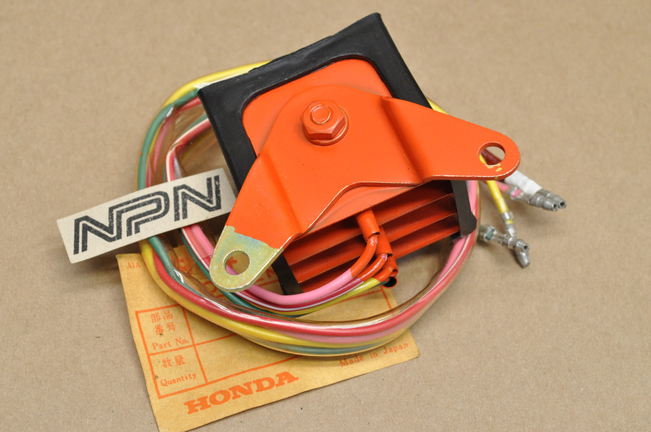 NOS Honda CL70 K0-K3 Voltage Rectifier Regulator Assembly 31700-111-971