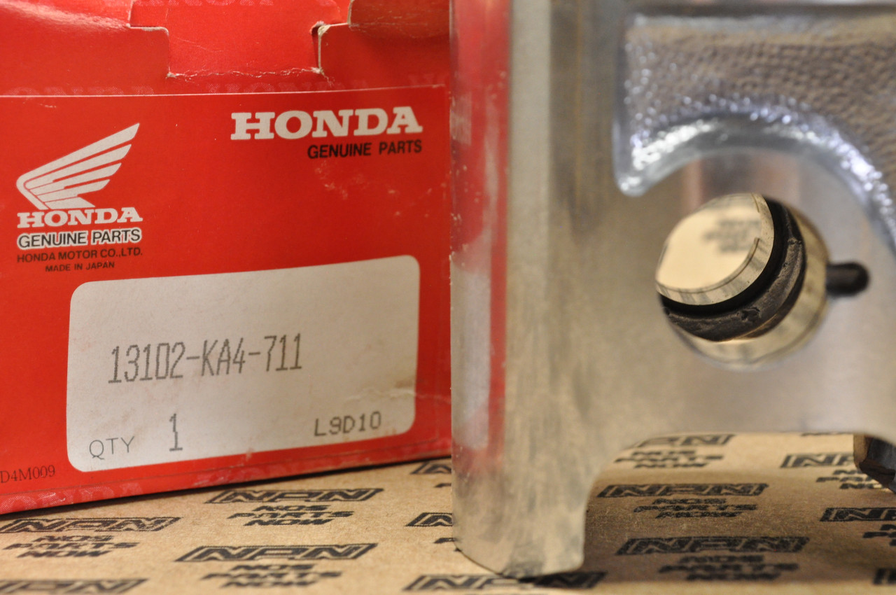 NOS Honda 1981-83 CR250 R Elsinore .25 Oversize Piston 13102-KA4-711
