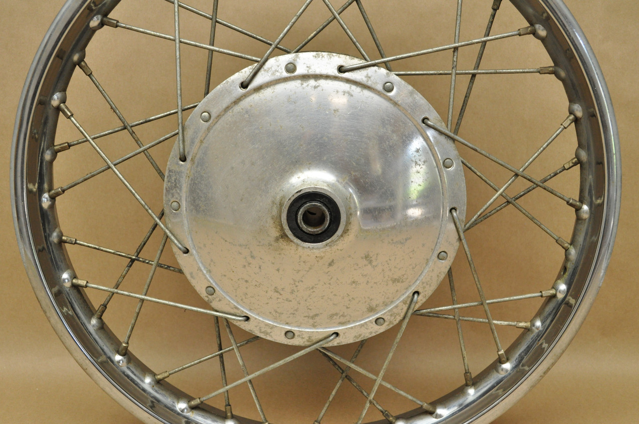 Vtg OEM Yamaha R3 YDS2 YM1 Front Wheel Rim Hub Spoke Gear Assembly 152-25111-00