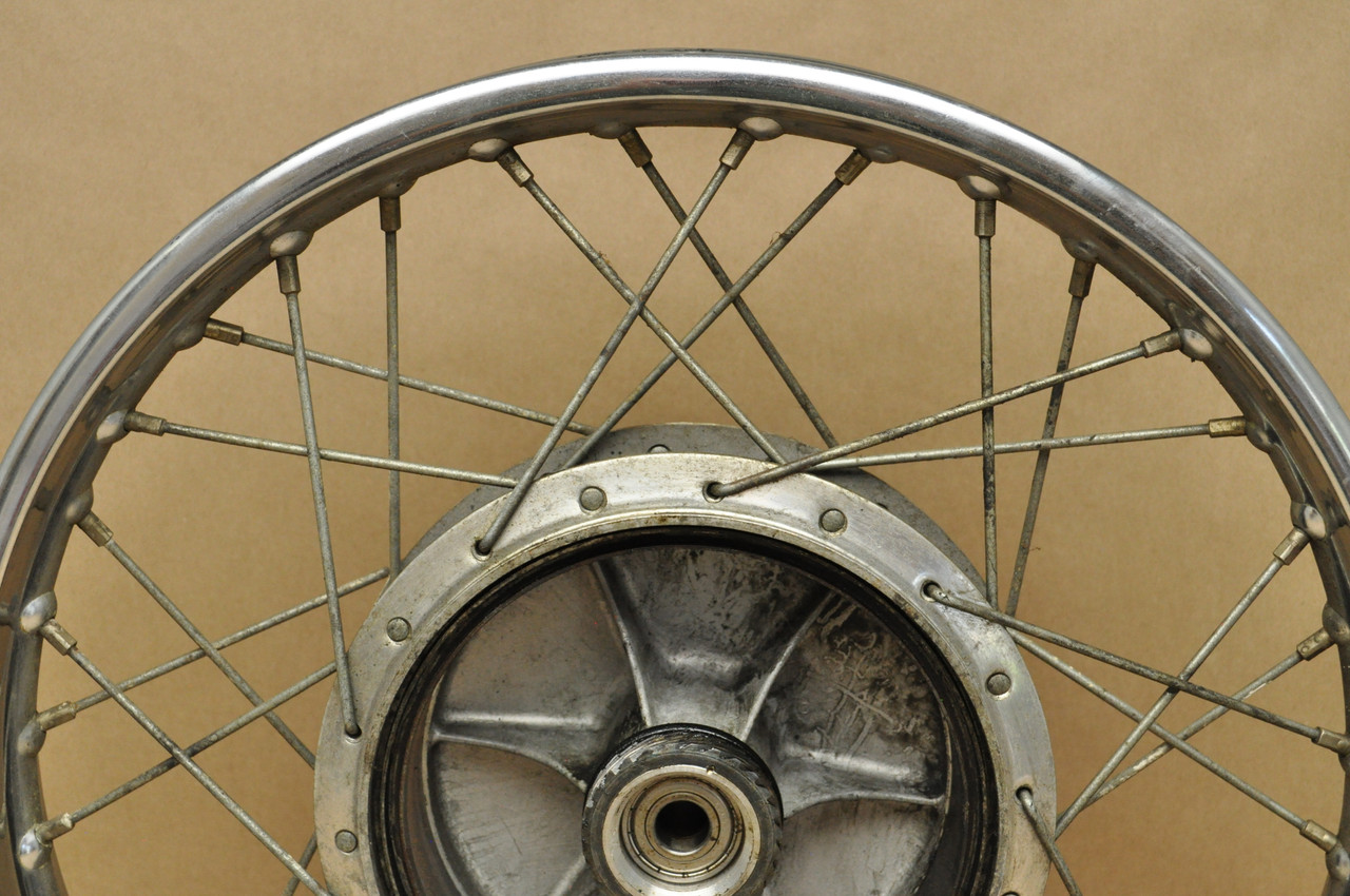 Vtg OEM Yamaha R3 YDS2 YM1 Front Wheel Rim Hub Spoke Gear Assembly 152-25111-00