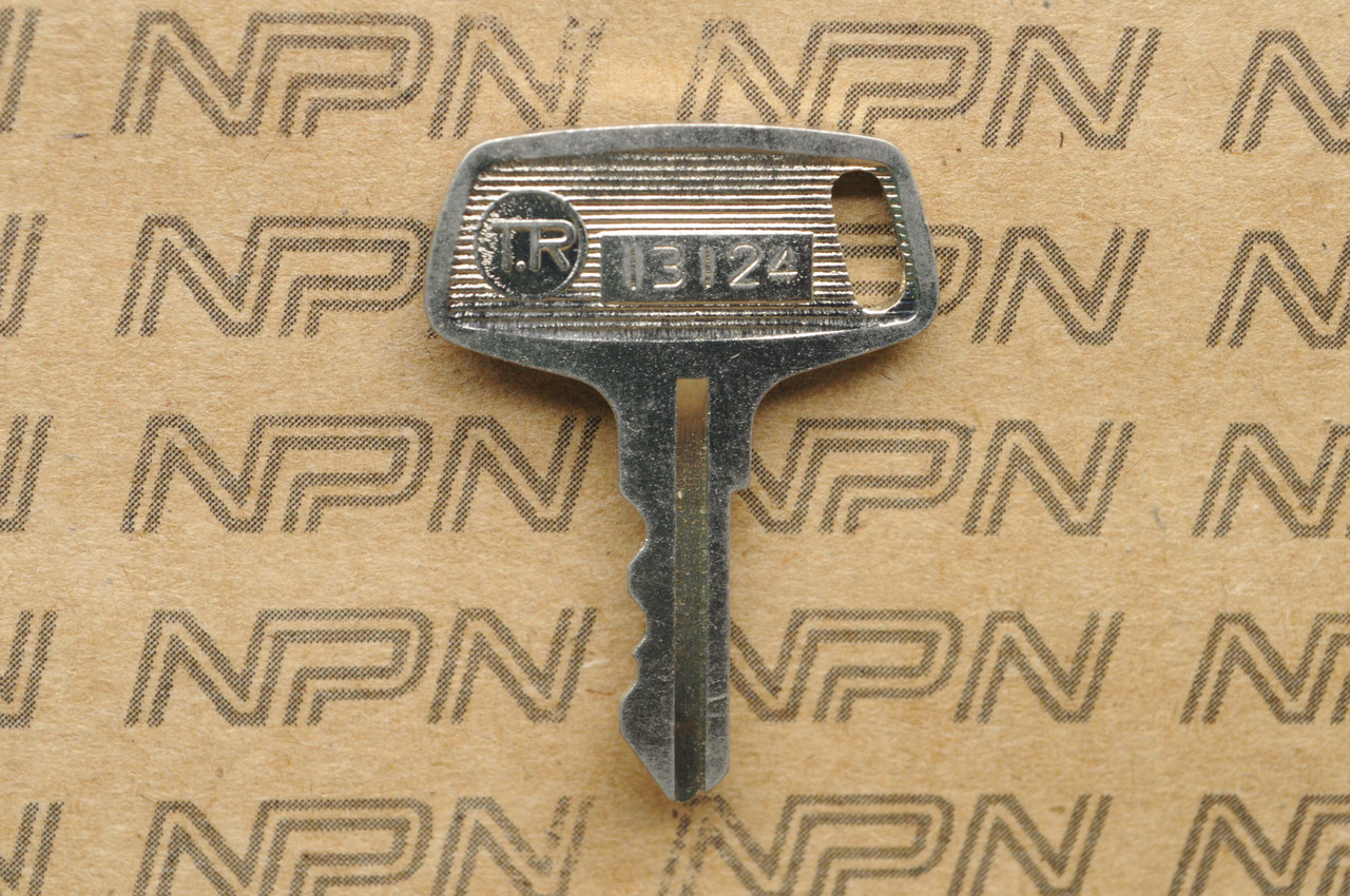 NOS Suzuki Motorcycle Double Groove Ignition Lock Key #13124