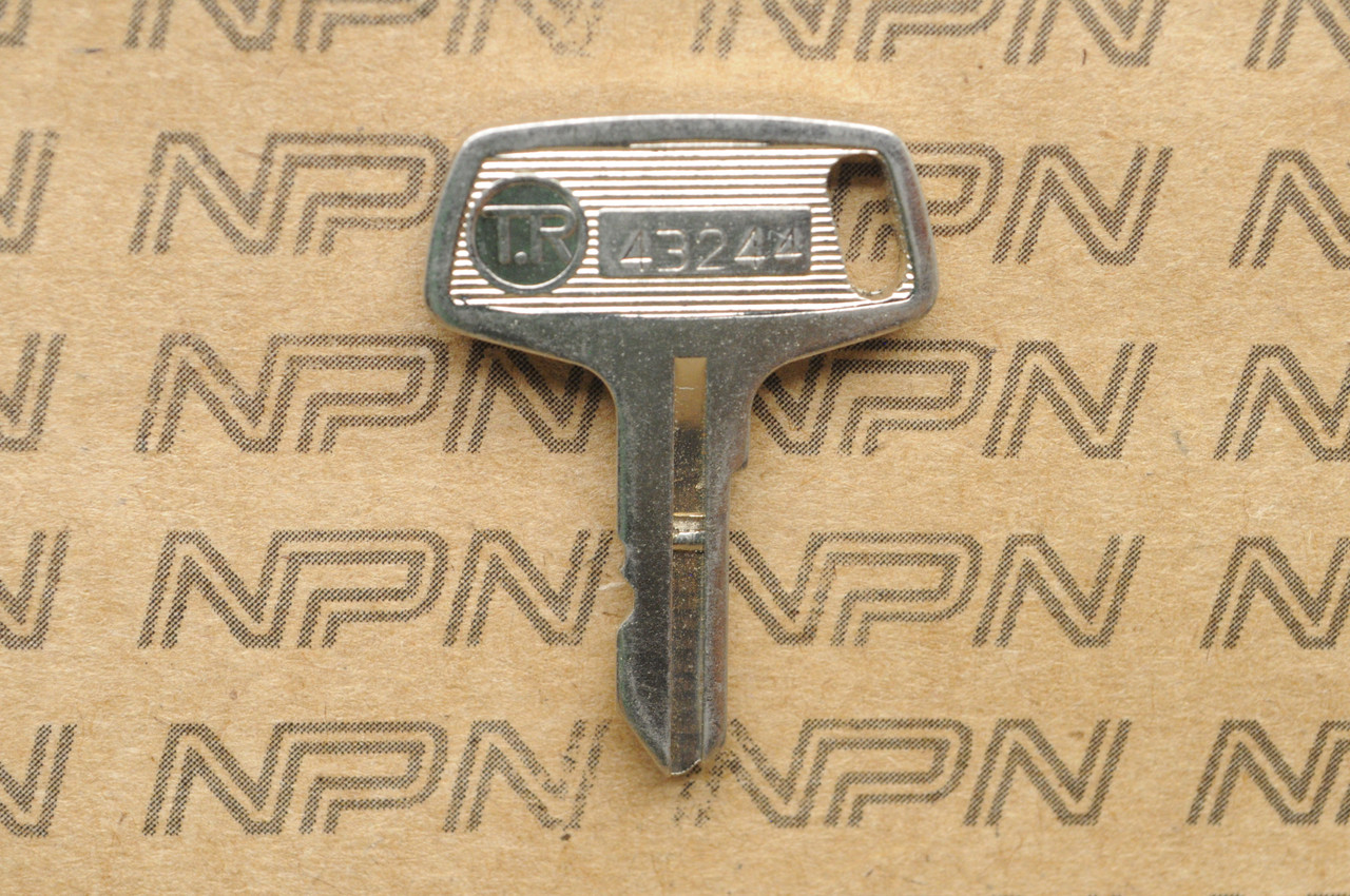 NOS Suzuki Motorcycle Double Groove Ignition Lock Key #43244
