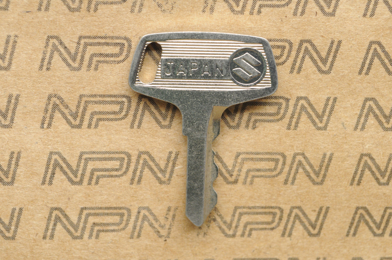 NOS Suzuki Motorcycle Double Groove Ignition Lock Key #12424