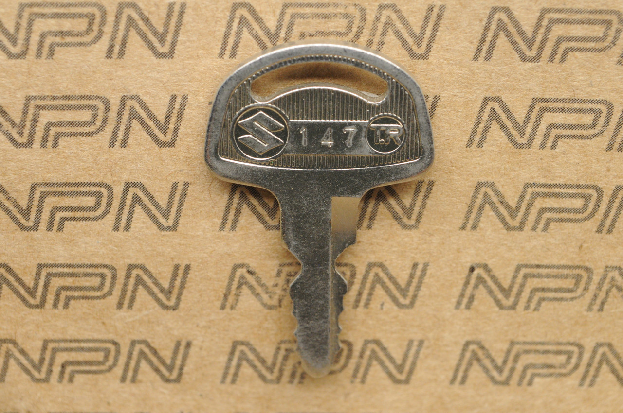 NOS Suzuki Motorcycle Ignition Lock Double Groove Key # 147