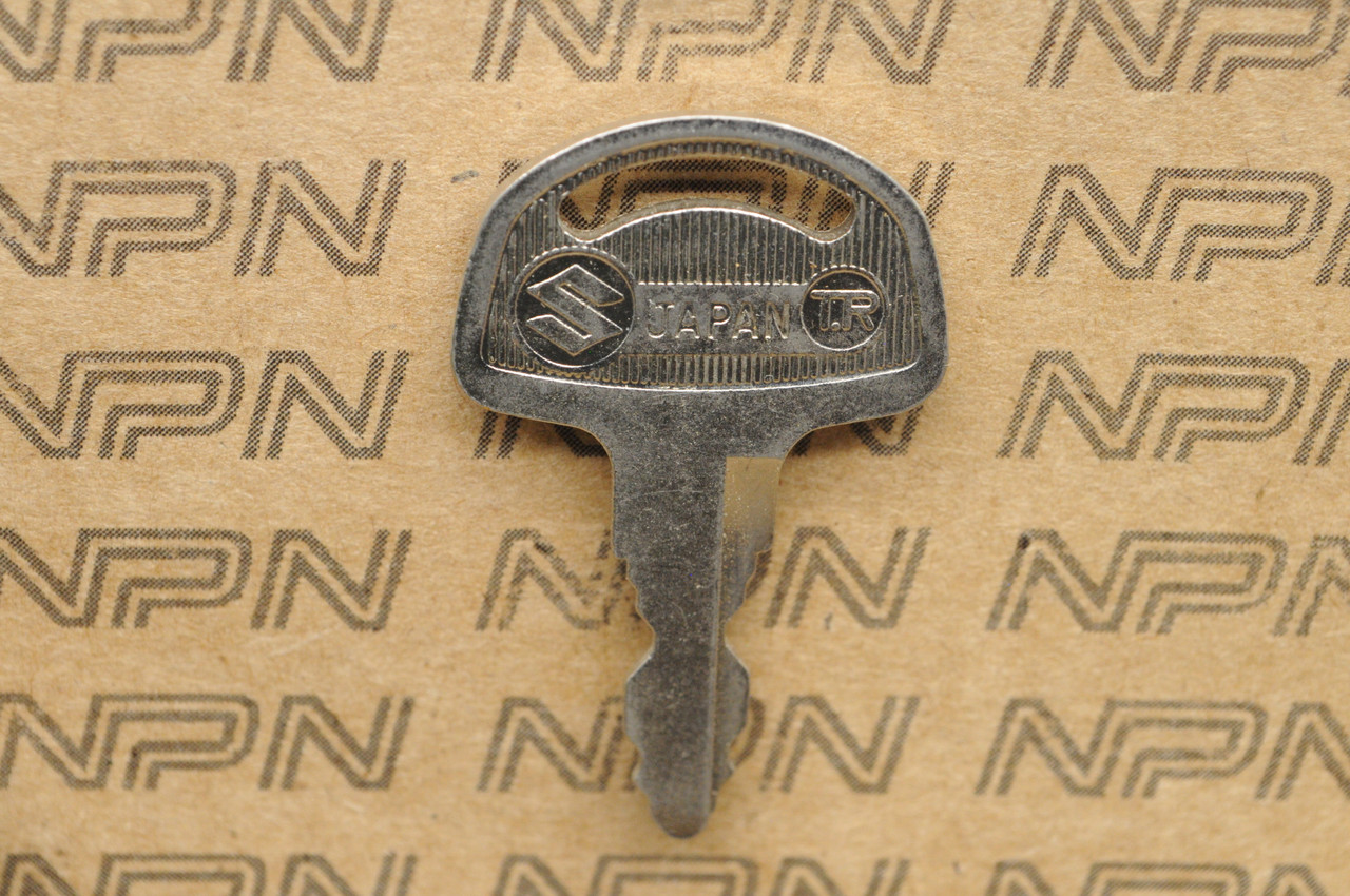 NOS Suzuki Motorcycle Ignition Lock Double Groove Key # 156