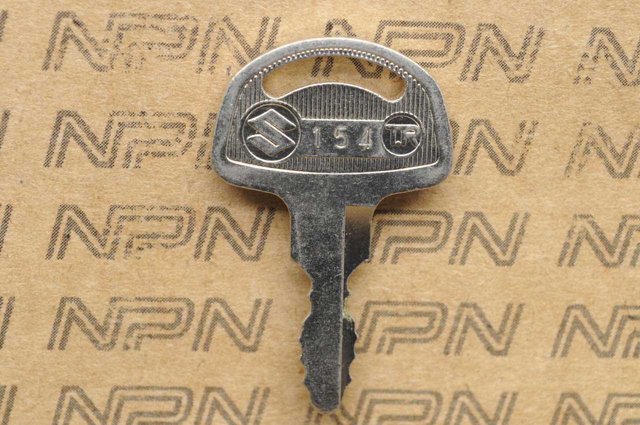 NOS Suzuki Motorcycle Ignition Lock Double Groove Key # 154