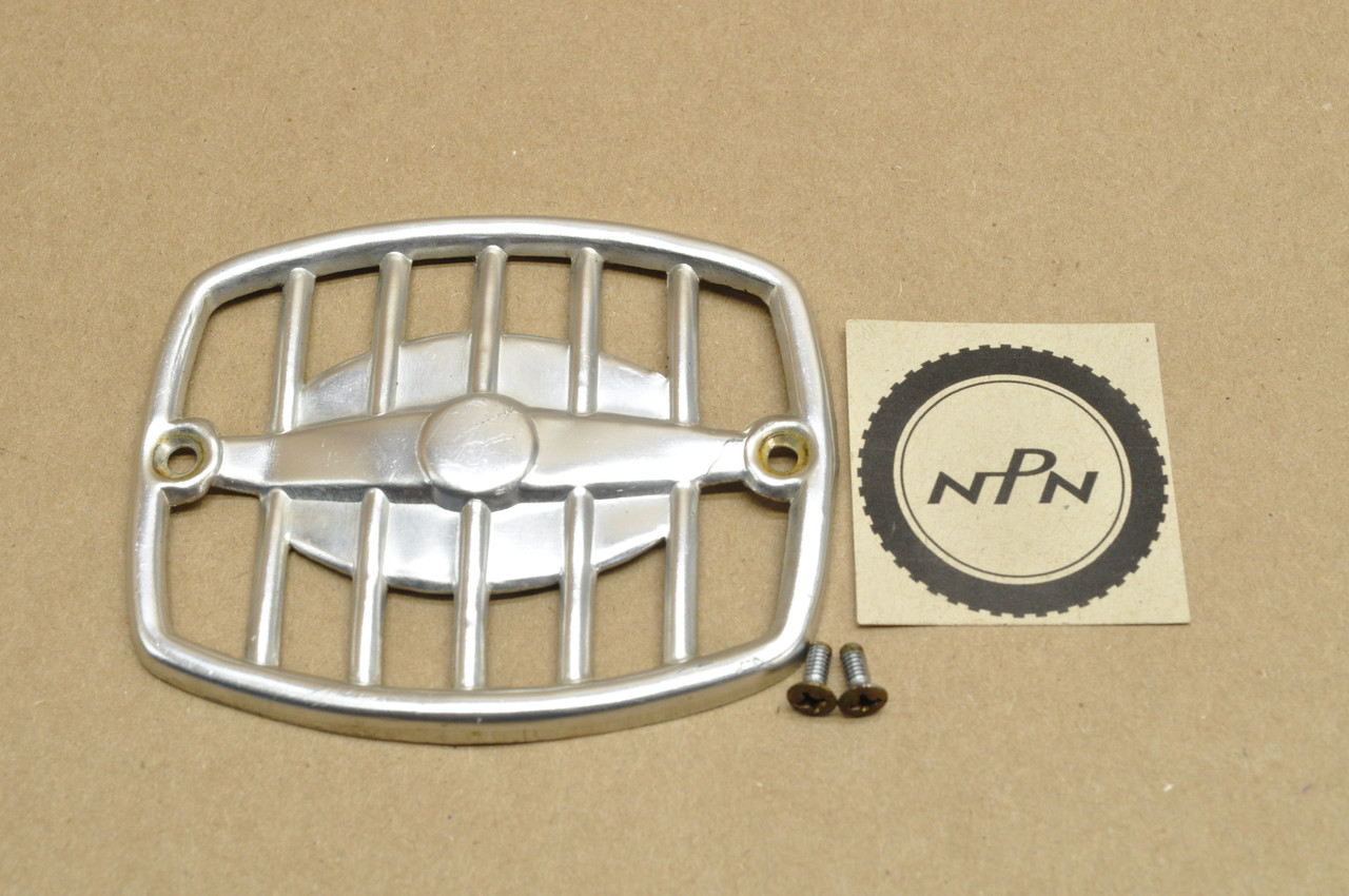Vtg OEM Honda C100 C102 C105 T Front Fork Horn Cover Grille 61311-001-000