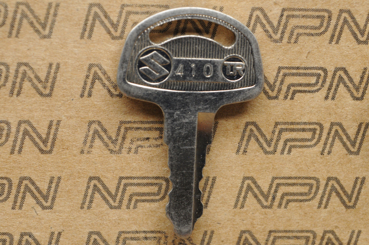 NOS Suzuki Motorcycle Ignition Lock Double Groove Key # 410
