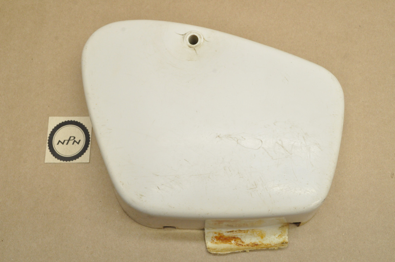 Vtg OEM Honda C100 C102 CM91 Battery Box Right Side Cover White AS IS 83600-003-010 A