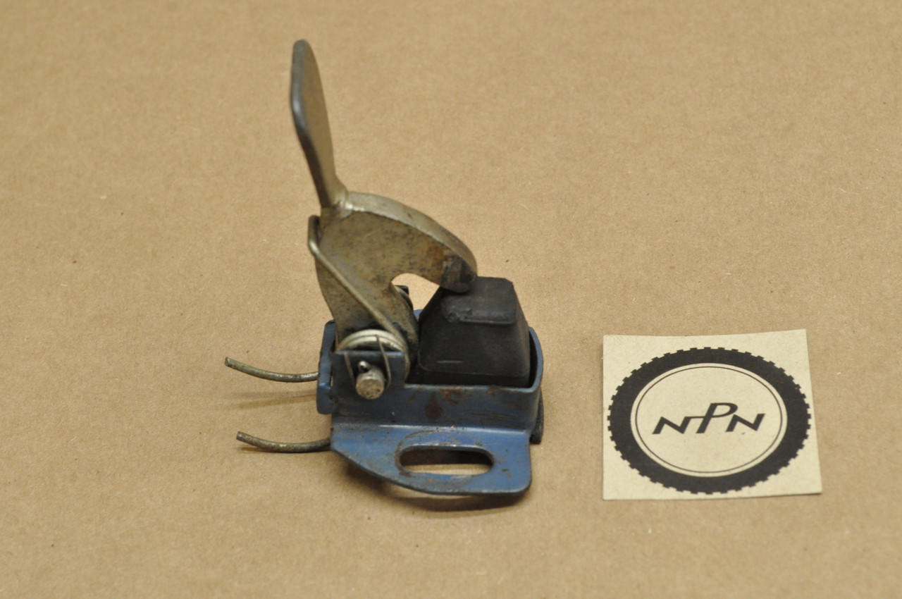 Vintage OEM Honda C70 C100 C102 CM91 Seat Latch Catch 77230-001-810