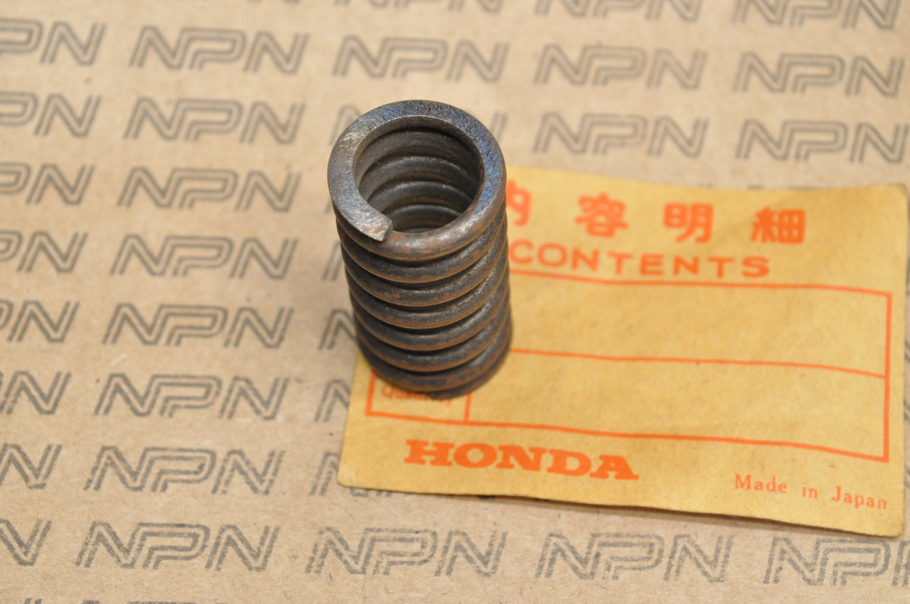 NOS Honda 1975-76 CB500 T Twin Clutch Spring 22401-375-003