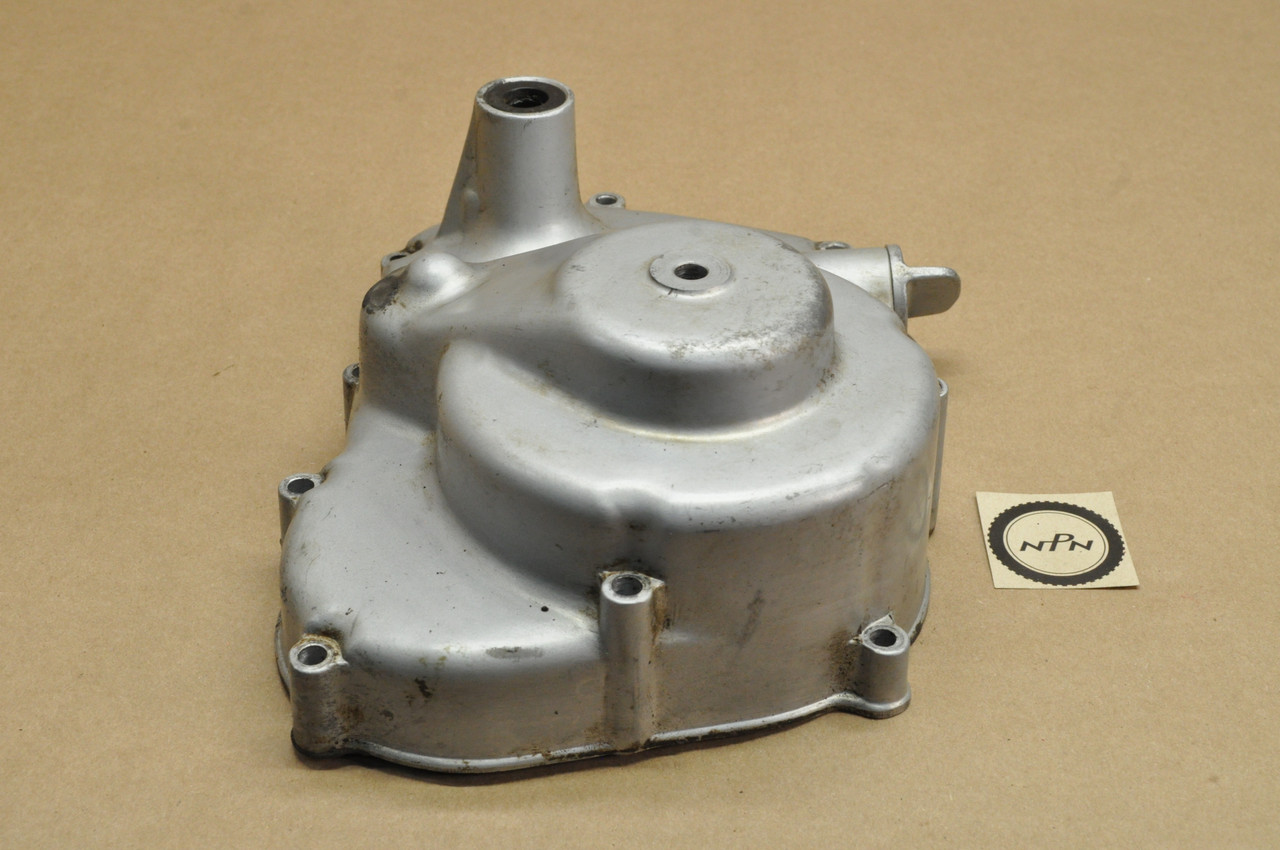 Vtg OEM Honda C100 C102 C105 T Right Crankcase Clutch Cover & Dipstick 11330-001-100