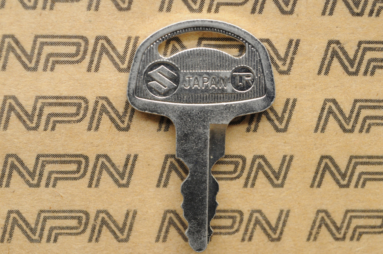 NOS Suzuki Motorcycle Ignition Lock Double Groove Key # 242