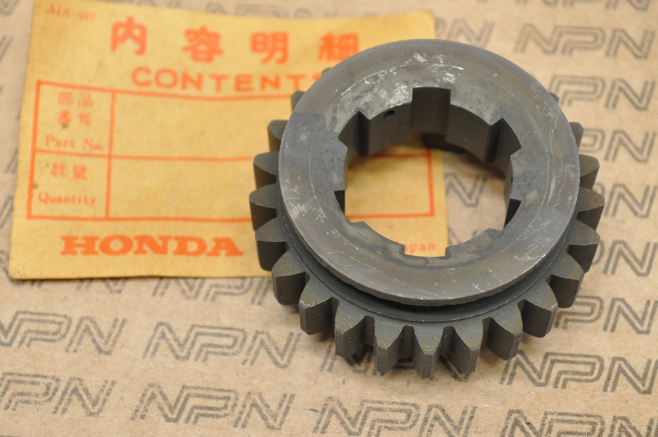 NOS Honda XL250 K0-1976 Counter Shaft Top Gear 25T 23491-329-020