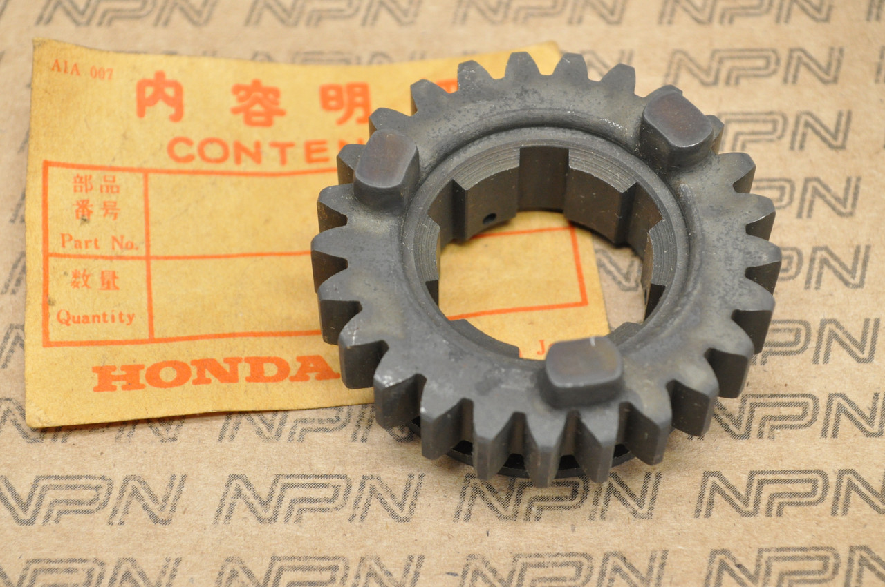 NOS Honda XL250 K0-1976 Counter Shaft Top Gear 25T 23491-329-020